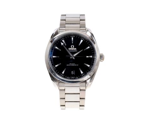 Fine Gentlemen's modern Omega Seamaster Co-Axial Master Chronometer wristwatch on steel bracelet Model Reference 220104121010