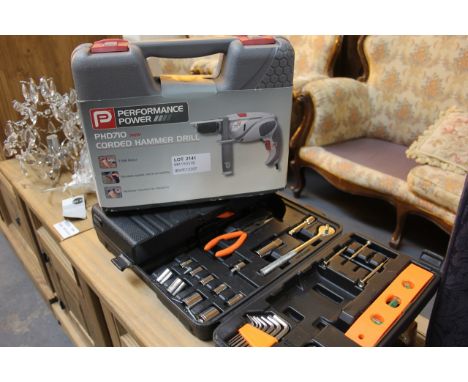 CASED PERFORMANCE POWER PHD710 710W CORDED HAMMER DRILL AND TOOL KIT / GRADE: UNCLAIMED PROPERTY (DC3)