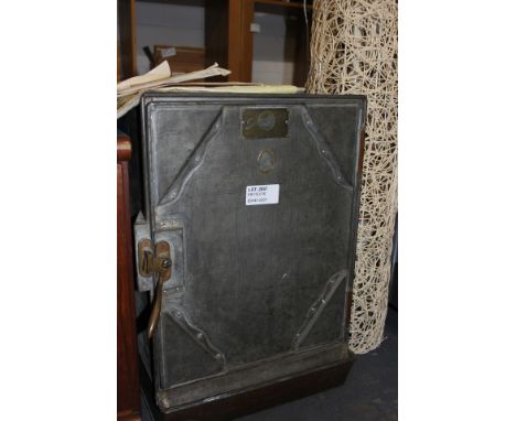 SUMERLING & CO LTD VINTAGE LARDER / GRADE: UNCLAIMED PROPERTY (DC5)