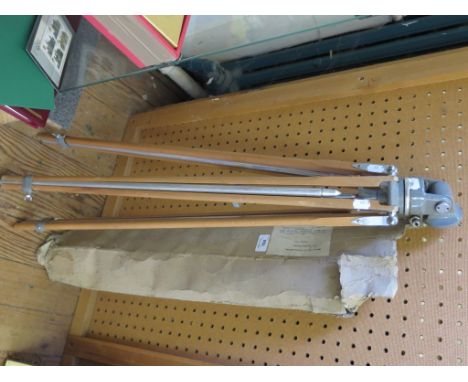 A M.P.P. photographic tripod