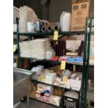 GROS GROS lot d'items Take out sur 3 racks