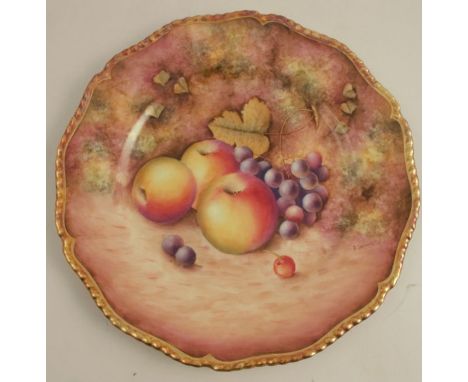 A Royal Worcester plate, decorated with hand painted fruit by Shinnie, diameter 10.5ins - Good condition