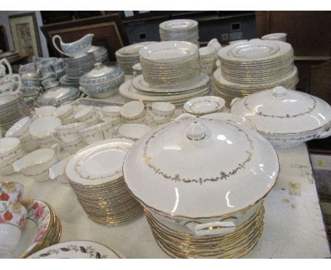 Two Royal Worcester part services, Gold Chantilly and Silver Chantilly