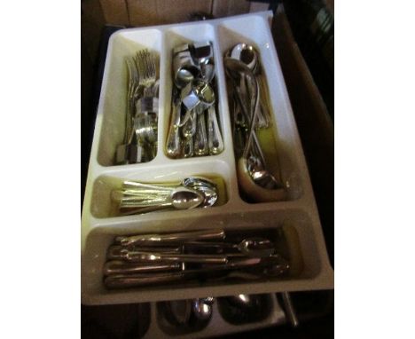 A collection of silver plate, to include flatware, sauce boats, napkin rings etc
