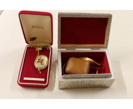 Two boxes containing amethyst coloured jewellery; and a pewter box containing leaf brooch, dragonfly brooch, bangle etc.  