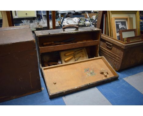 A Vintage Carpenters Work Box Containing Various Chisels, Record Plane and Other Tools, 63.5cm Wide 