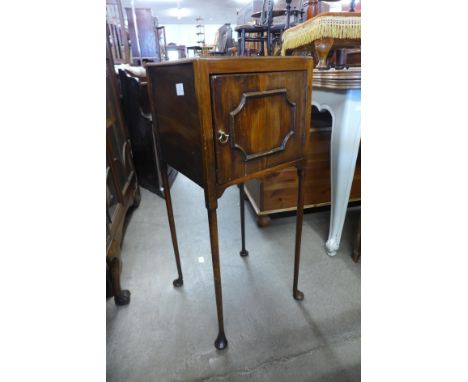 A George II mahogany night stand, 80cms h 