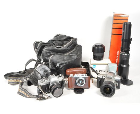 A collection of vintage 20th century and later 35mm cameras and accessories. The collection to include a Yashica FR II 35mm S
