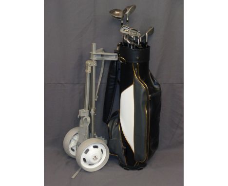DUNLOP PART GOLF SET in a Pro Action bag with trolley