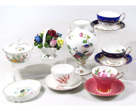 Various cabinet cups, to include Aynsley bone china cup, 9cm wide, and saucer, floral posy, Wedgwood cuckoo pattern vase, etc