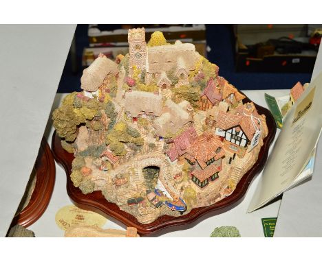 A LARGE LIMITED EDITION LILLIPUT LANE SCULPTURE, 'St Peter's Cove' No 1754/3000, with wooden plinth and certificate and leafl