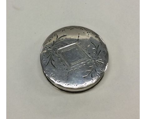 A George III silver engine turned box. Birmingham 1795. By Samuel Pemberton. Approx. 9 grams. Est. £100 - £120.