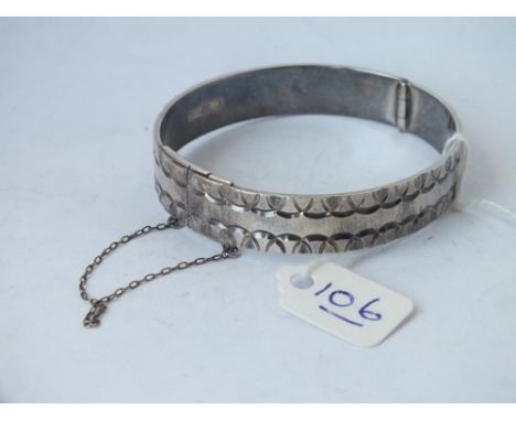 Vintage silver bangle 