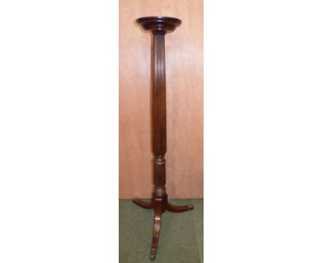 Victorian mahogany fluted torchiere on tripod legs with brass caps 145Hcm PLEASE always check condition PRIOR to bidding, or 