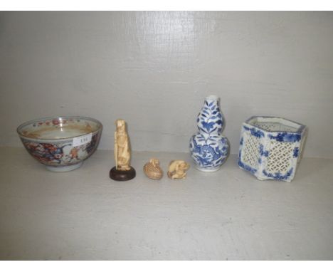 Chinese Imari pattern bowl, Japanese ivory netsuke, 2 further ivory carvings & 2 oriental blue & white pieces PLEASE always c