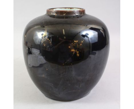 A LARGE 19TH CENTURY CHINESE KANGXI STYLE MIRROR BLACK / MONOCHROME &amp; GILDED DECORATION JAR / VASE, the body of the vesse