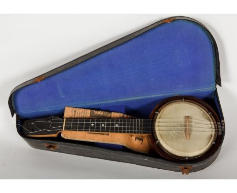 VINTAGE UKELELE-BANJO
in leather case, 55cm long