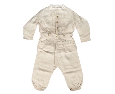 * Children's clothes. A Regency boy's linen skeleton suit, late 18th/early 19th century, hand-stitched cream linen skeleton s