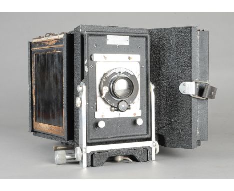 A National Photocolor One-Shot Camera, for one-shot 3-color Lerochrome colour photography on three 7 x 5" plates or film pack