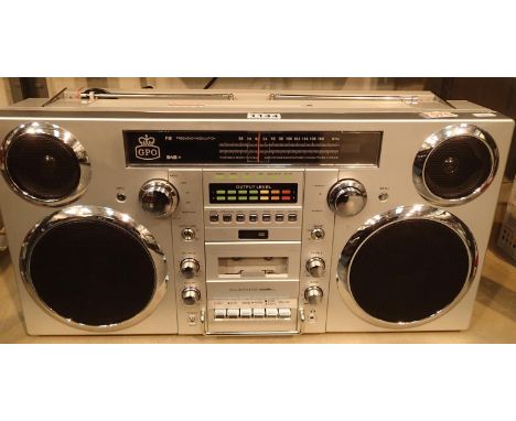 Silver, GPO Brooklyn large 1980s-Style Boombox - CD, cassette, DAB+ &amp; FM Radio, USB, Bluetoothreceiver; 30 x 19 x 60 cm; 