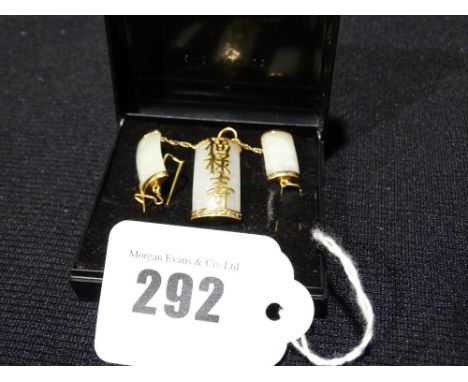 A 9ct Gold Chinese Jade Pendant &amp; Earrings Set