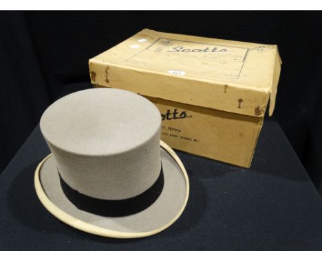 A Boxed Grey Finish Vintage Top Hat By Henry Heath Ltd, London