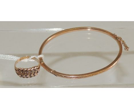 A 9ct gold hollow bangle (A/F) and a 9ct gold knot design ring, size O, (2) 8.2g approx.