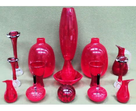 Parcel of various ruby coloured glassware

All in used condition, unchecked 