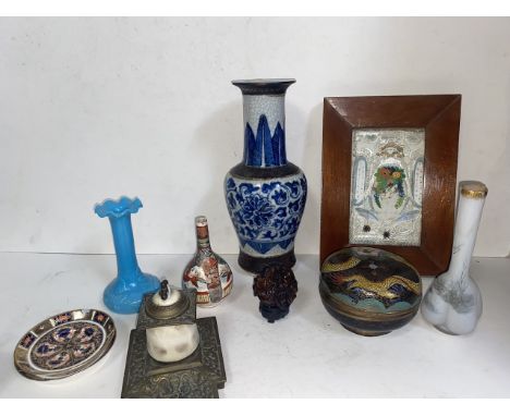 A box containing various oriental items, 2 Royal Crown Derby plates, a brass inkwell and a cloisonne lidded dish etc.Cloisonn