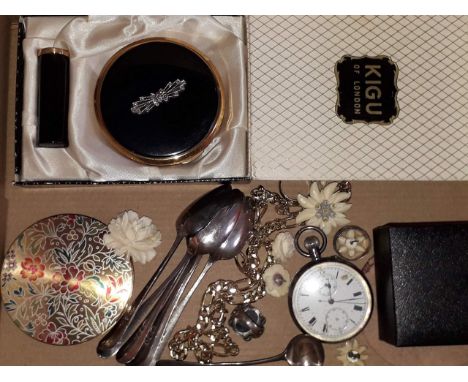 A mixed lot comprising hallmarked silver spoons, a silver pocket watch, vintage compacts, costume jewellery etc. 