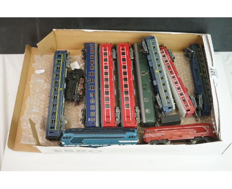 Three Continental HO gauge locomotives to include Marklin 0-6-0, Lima 67001 SNCF &amp; Jouef 67001 SNCF plus 8 x HO gauge ite