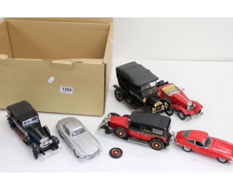 Nine ex-display Franklin Mint diecast models to include 1929 Rolls Royce Phantom 1, Ford Model T, 1967 Morris Mini Cooper, 19