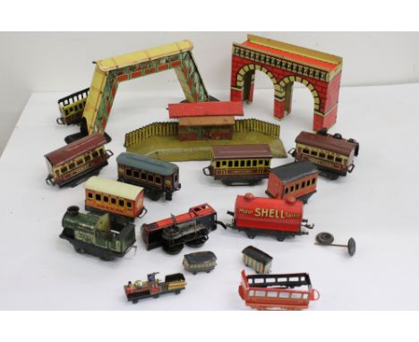 Quantity of tin plate O gauge model railway to include Hornby and Brimtoy, some damage in parts 