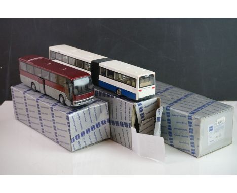 Three boxed Conrad scale models to include  Mercedes Benz Articulated Bus, 5423 MAN-Reisebus 90 and 5425 