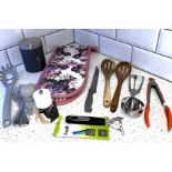 Domestic Homeware - Oven Glove, Pealer, Kitchen Utensils etc