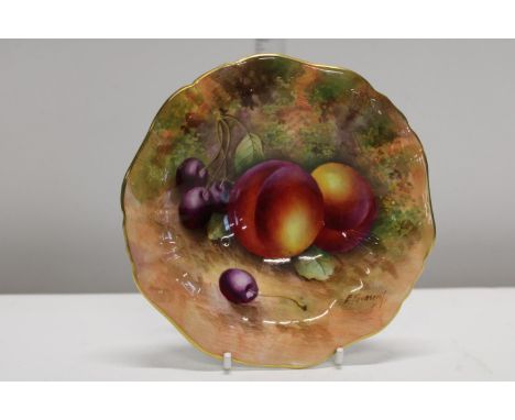 A Royal Worcester hand painted bowl by E Townsend 