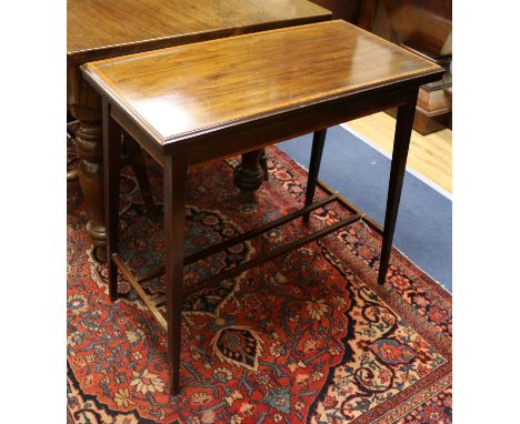 An Edwardian mahogany card table W.76cm