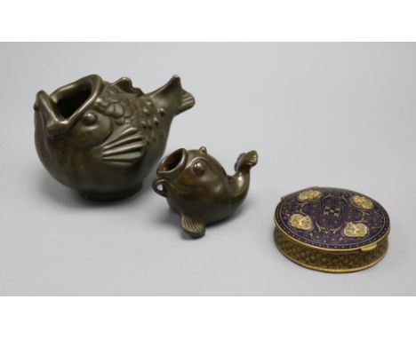 Two Spelter fish and a gilt metal compact tallest 9.5cm