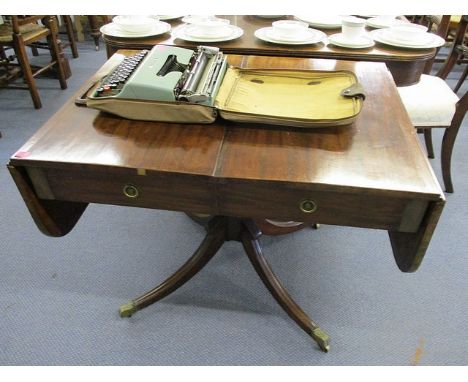 An early 19th century mahogany sofa table, 26 3/4 x 37 1/2 x 26 3/4 - with flaps down