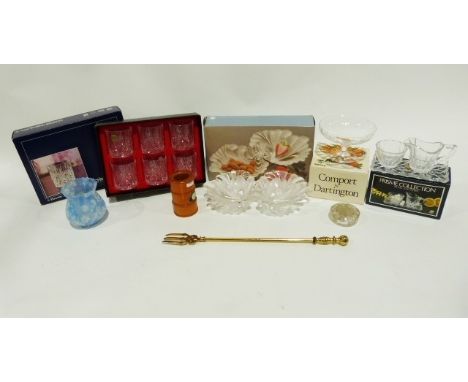 Box of assorted ceramics&nbsp;including a Royal Doulton Reflection pattern part-tea service, Wedgwood etc., a box of drinking
