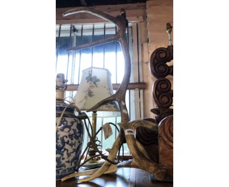 A large resin table lamp of deer antler form - a/f