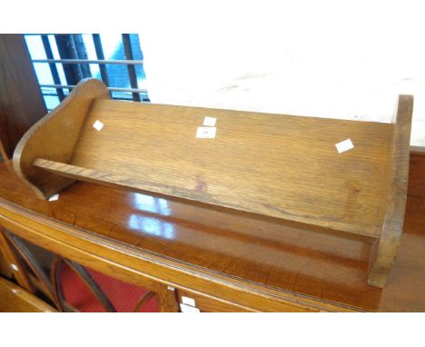 A 64.5cm vintage oak book trough