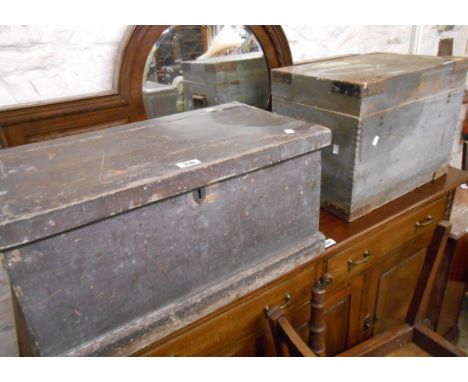 A 49.5cm vintage painted mixed wood Air Ministry transit case for a Type R1155 receiver - sold with a 63cm old stained pine l