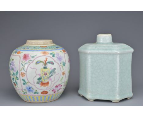 TWO CHINESE PORCELAIN ITEMS, 19/20TH CENTURY. To include a celadon ground porcelain tea caddy with crackle together with a fa