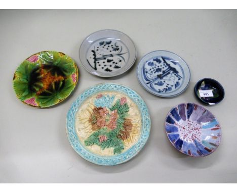 Small Moorcroft trinket dish together with a small quantity of decorative plates 
