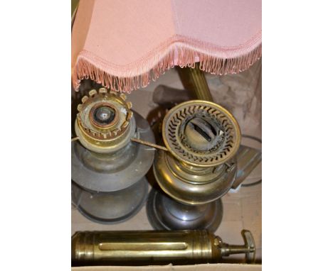 Brass Pyrene fire extinguisher, quantity of oil lamps and a table lamp 