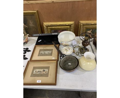 A MIXED GROUP OF ITEMS TO INCLUDE BRASS PANS, NEW KNIFE SET, TWO FRAMED PICTURES, LAMP AND SHADE ETC 
