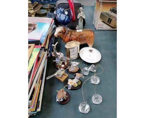 A MIXED GROUP OF ITEMS, LARGE CERAMIC COW MODEL ETC 