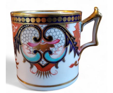 A&nbsp; Flight Barr and Barr Worcester coffee can, painted in the Imari pallet with the 'Kings' pattern,&nbsp;impressed mark,