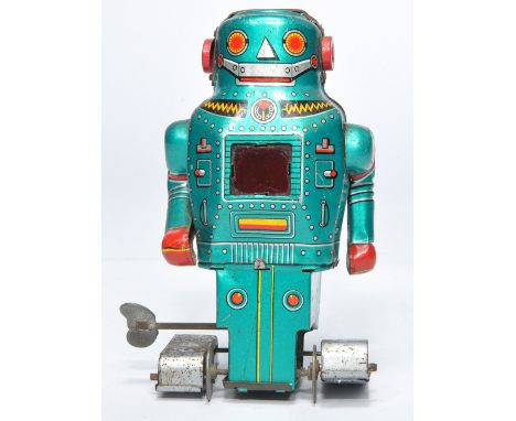 Noguchi Mighty Mechanical Japanese Tinplate Robot (12cm). Displays very good in working order. 